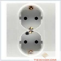Legrand 672233 Розетка 2 x 2К+З со шторками - немецкий стандарт - автоматические зажимы - 16 А - 250 В~ - Etika - белый