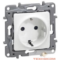Legrand 672222 Розетка 2К+З со шторками - немецкий стандарт - 16 А - 250 В~ - Etika - белый